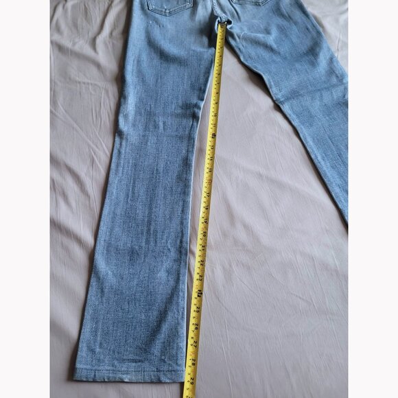 Citizens of Humanity Light Wash Distressed Straight Leg jeans (25) - Picture 9 of 12